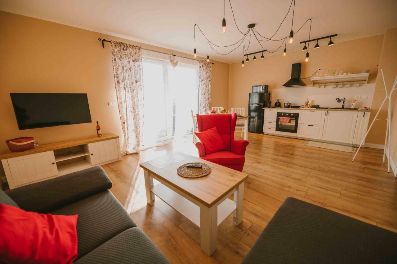Panorama Apartmens Trencin Exterior photo